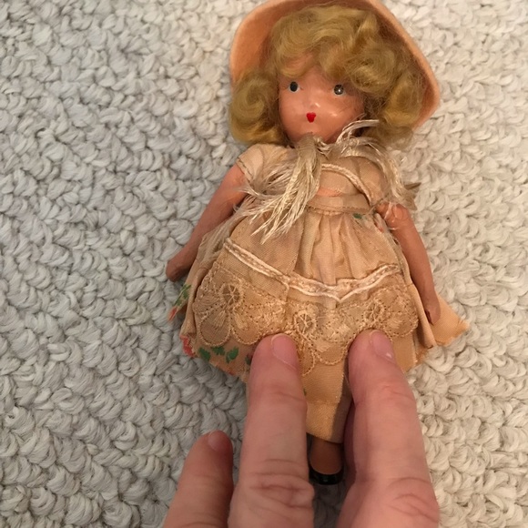 Vintage Story Book Doll 1940s found in trunk - Picture 2 of 7